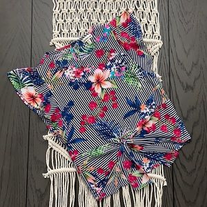 Girls Short Sleeved Blouse Tee Size 10